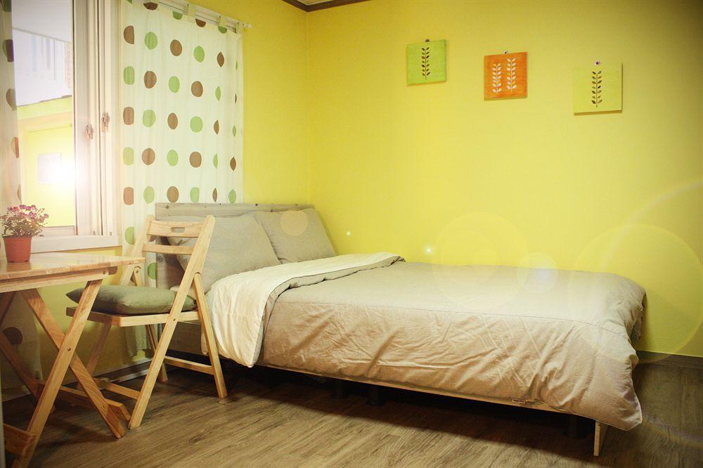 Lee & No Guesthouse Hongdae Seoel Buitenkant foto