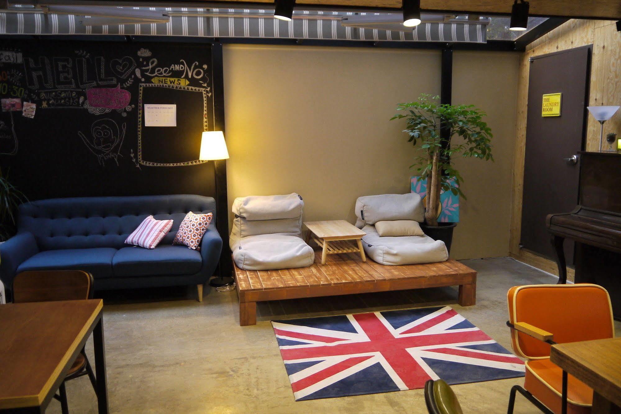 Lee & No Guesthouse Hongdae Seoel Buitenkant foto